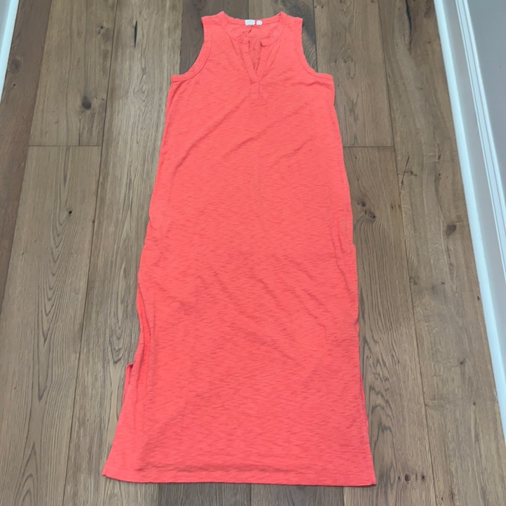 Gap Sleeveless Split-Neck Maxi Dress